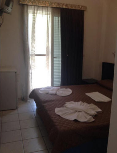 Coralli Holidays Loutra  Exterior foto