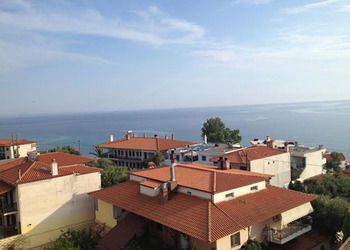Coralli Holidays Loutra  Exterior foto